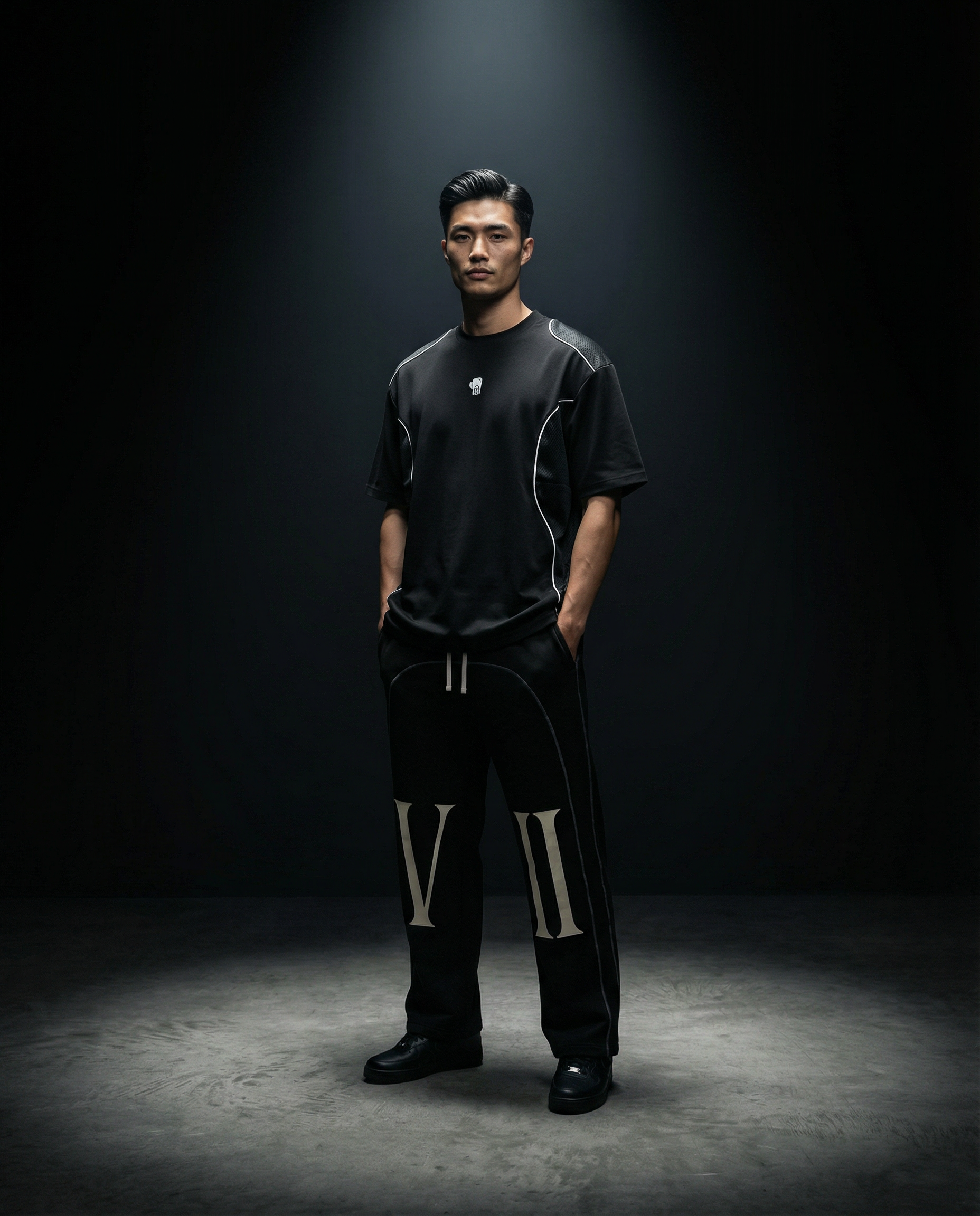 Contrast Piped Panel T-Shirt